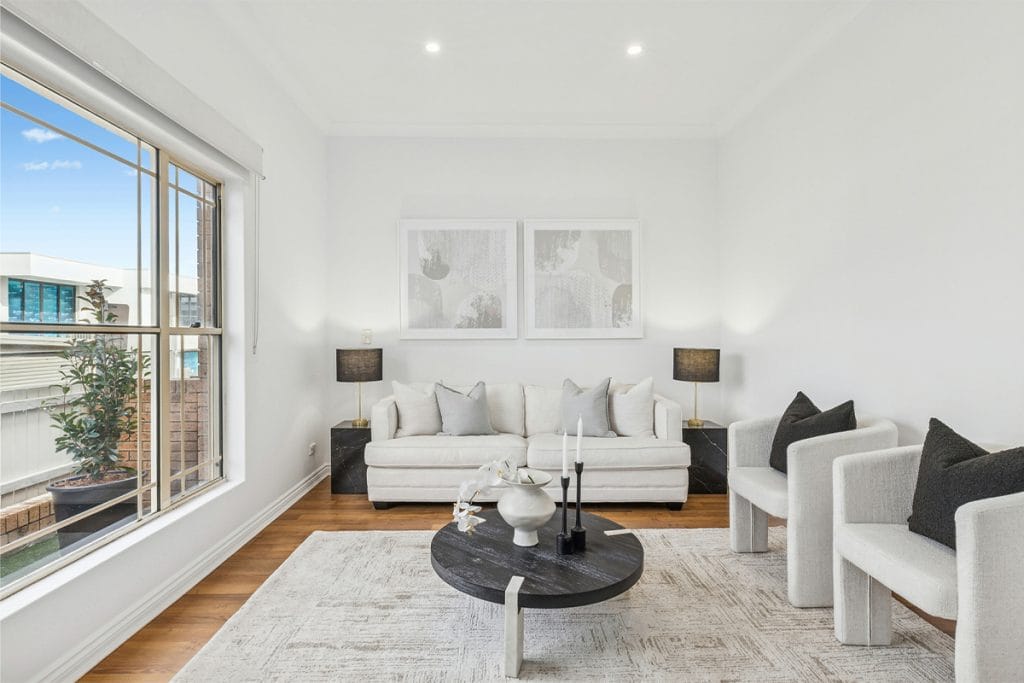 Bought - 15 Elliot Lane, Willoughby